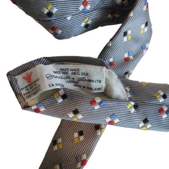 Turnbull & Asser Neiman Marcus Hand Made 100% Silk Neck Tie Gray Geometric - Picture 3 of 6